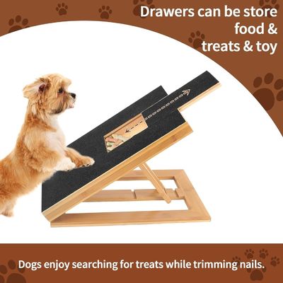 Scratch Pad per cani e gatti con copertura rimovibile e file da chiodo regolabile in diversa angolazione