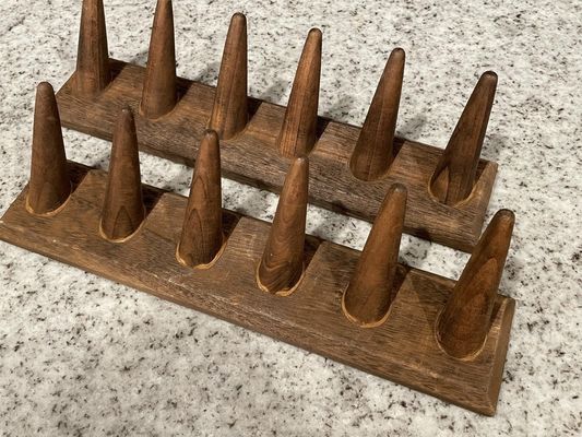 Organizzatore di supporto a display a doppio livello per gioielli in legno personalizzati con logo