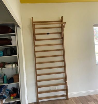 Logo personalizzato Pull Up Bar in legno attrezzature per la palestra domestica per esercizi al mento