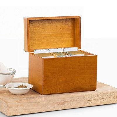 Comodo deposito di 250 carte di ricette nella scatola di ricette da cucina in legno di pino.3