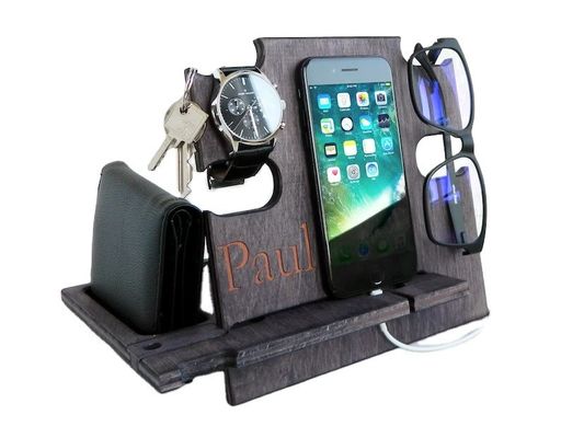 Logo personalizzato Acceptabile supporto in legno per telefono Portafoglio chiave regalo Uomini Docking Station