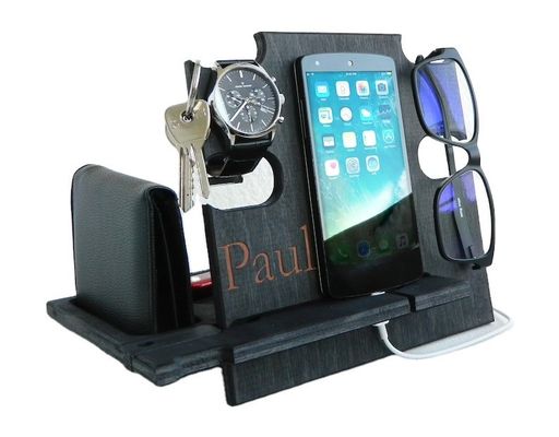Logo personalizzato Acceptabile supporto in legno per telefono Portafoglio chiave regalo Uomini Docking Station