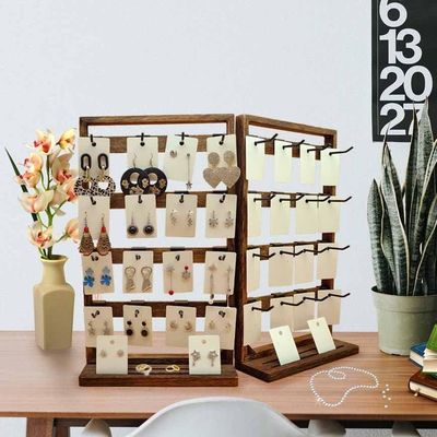 Home Tema Gioielli pieghevoli in legno Stand con 32 ganci rimovibili e vassoio anulare