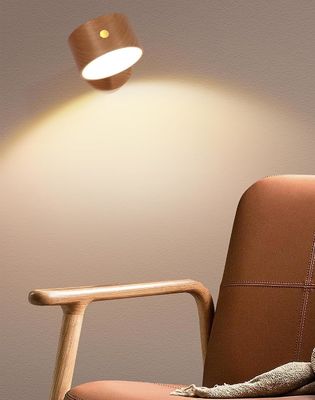 Lampade da parete LED 360 rotazione attenuazione ricaricabile senza fili a batteria azionato Sconce di legno