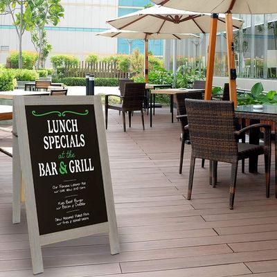 Tavola nera per ristorante e bar in legno di colore semplice in stile mini semplice e utile