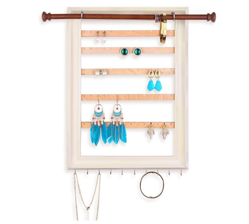 Display per gioielli a parete con braccialetto