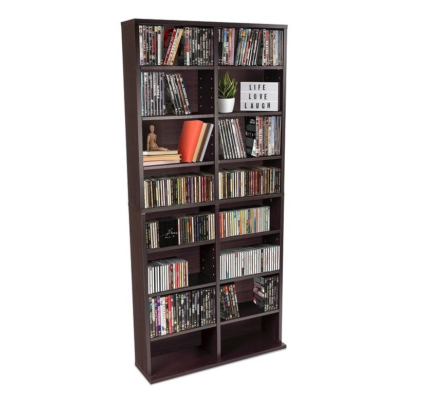 12 scaffali regolabili e 4 scaffali fissi