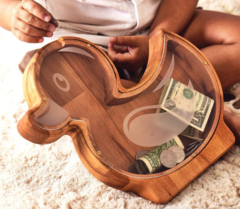 Pignone Legno Animali Piggy Bank per bambini Legno colore semplice forma di drago Banca Cash Box